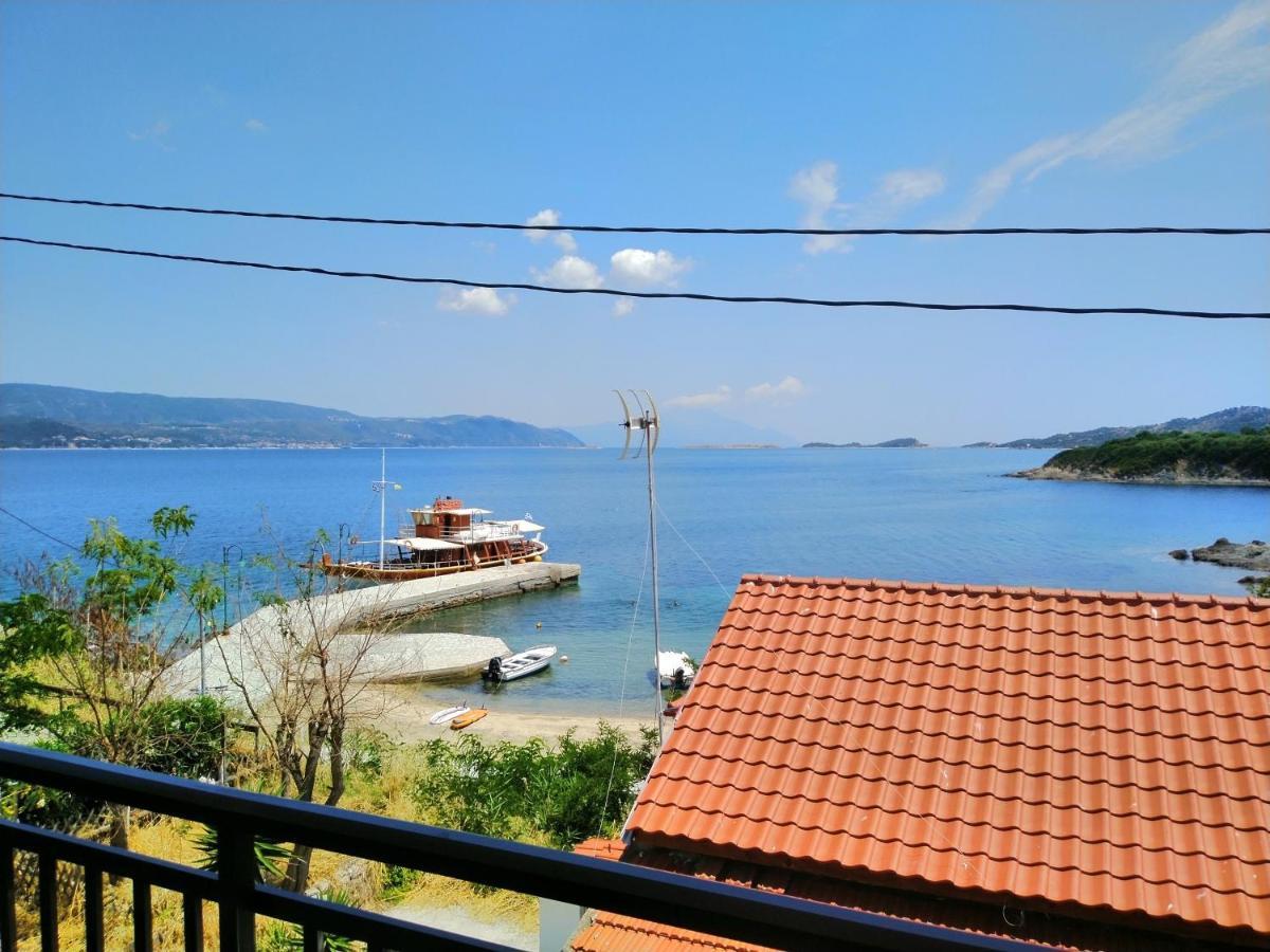 Gianni'S Apartment By The Sea Амоляни Екстериор снимка