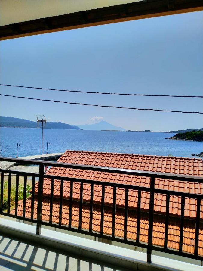 Gianni'S Apartment By The Sea Амоляни Екстериор снимка